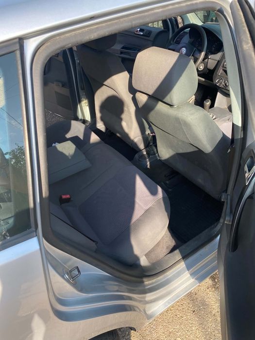 Vând polo  1.2 benzina