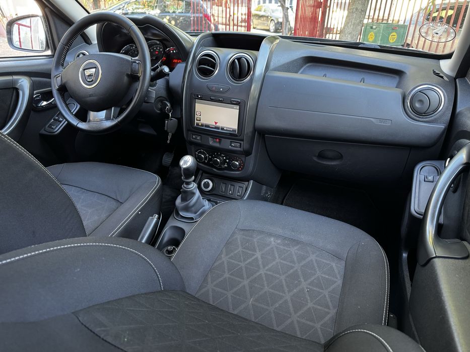 Dacia Duster 4+4 ,  1,5 Dci, 110 cp, An 2015