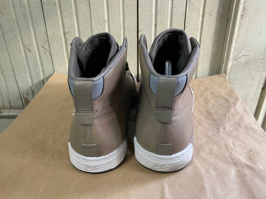 ''Nike Air Royal Mid''оригинални мъжки маратонки 43 номер