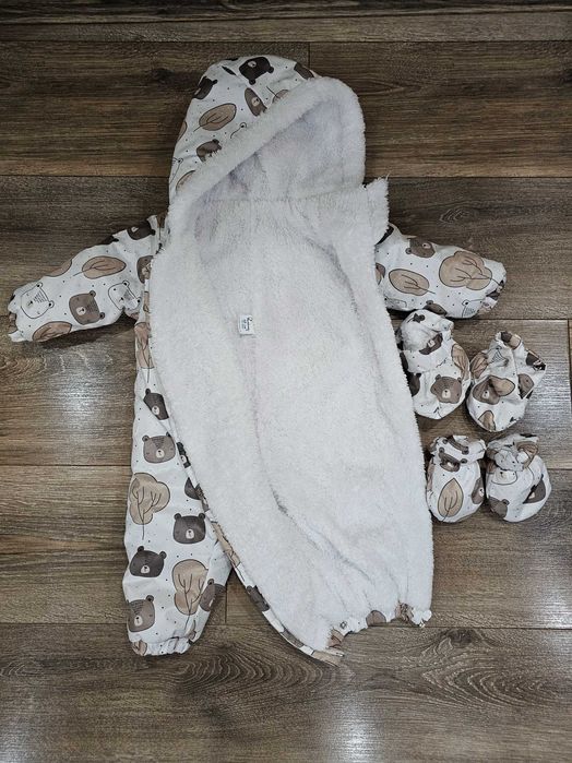 Космонавт на Rainy и HM