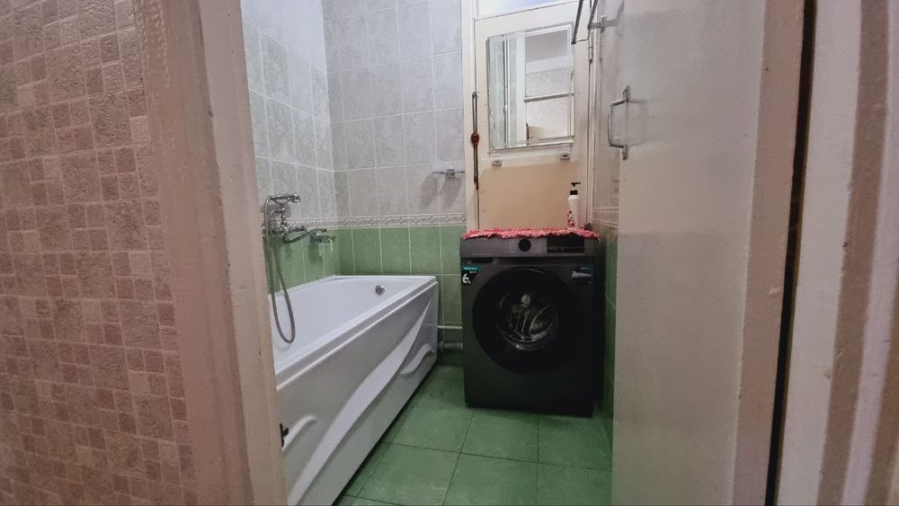 Сдается на Юнусабаде-15 2/3/4 с ремонтом и с обстановкой.