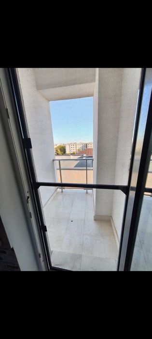 Închiriez garsonieră