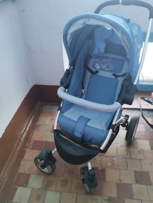 Продам коляску .