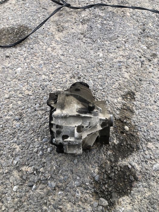 Передний редуктор на w210 мерседес 4-matic