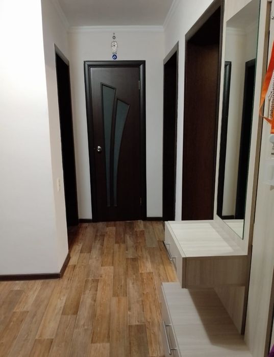 4 х комнатная квартира с ремонтом