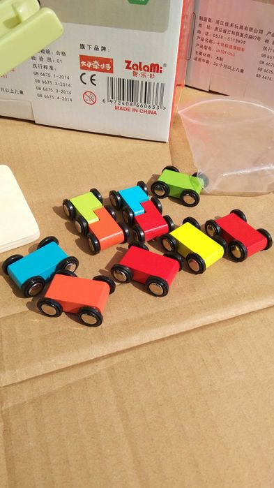 Нов модел голяма писта пързалка с колички и платформа