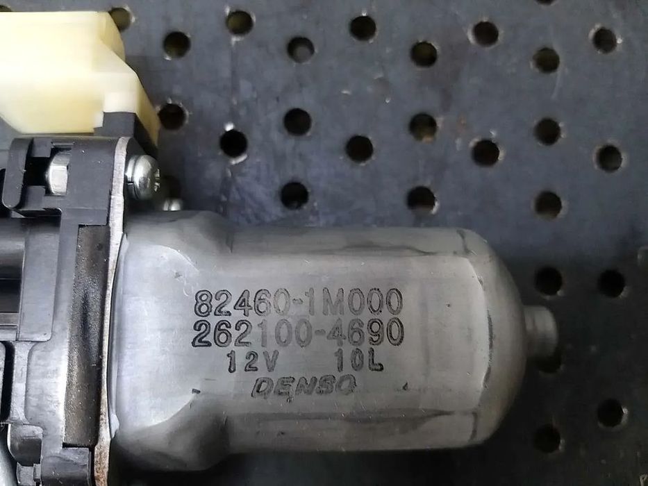 Motoras macara dreapta spate kia soul 824601m000 2621004690