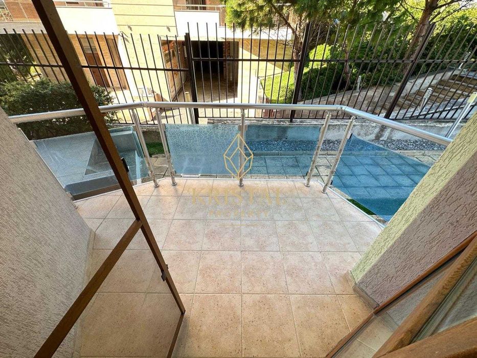 Продава се Тристаен апартамент в Свети Влас - 97 кв.м за 605 €/кв.м - Снимка #16