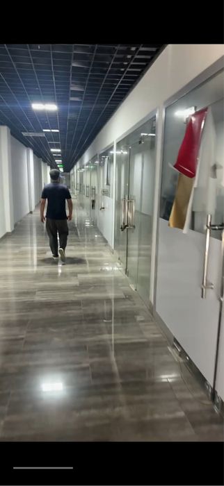 Магазин Бухоро савдо мажмуаси эски крити тиллочилар томони олд томонид