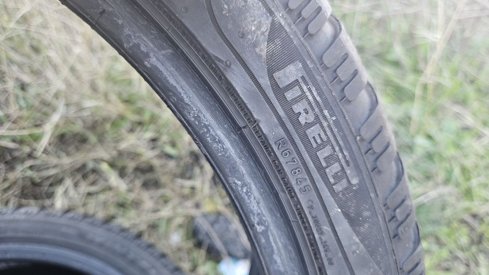 2бр гуми 225 40 18 дот 23 пирели