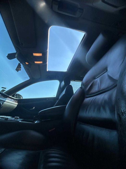 AUDI A8L D3 (2004) Long Wheel Base (LWB) • V8 • Limuzină Full Luxury