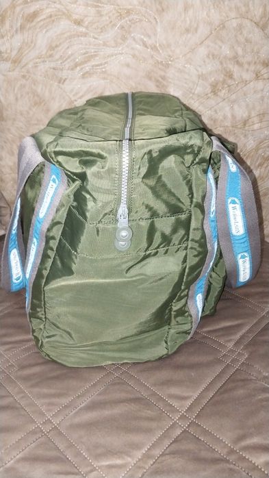 Продаётся сумка из плащевки.  Вместительная