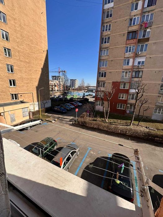 Ofer spre inchiriere garsoniera 24 mp in Noua