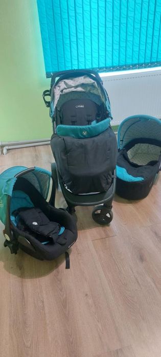 Продавам количка 3в1 Cangaro