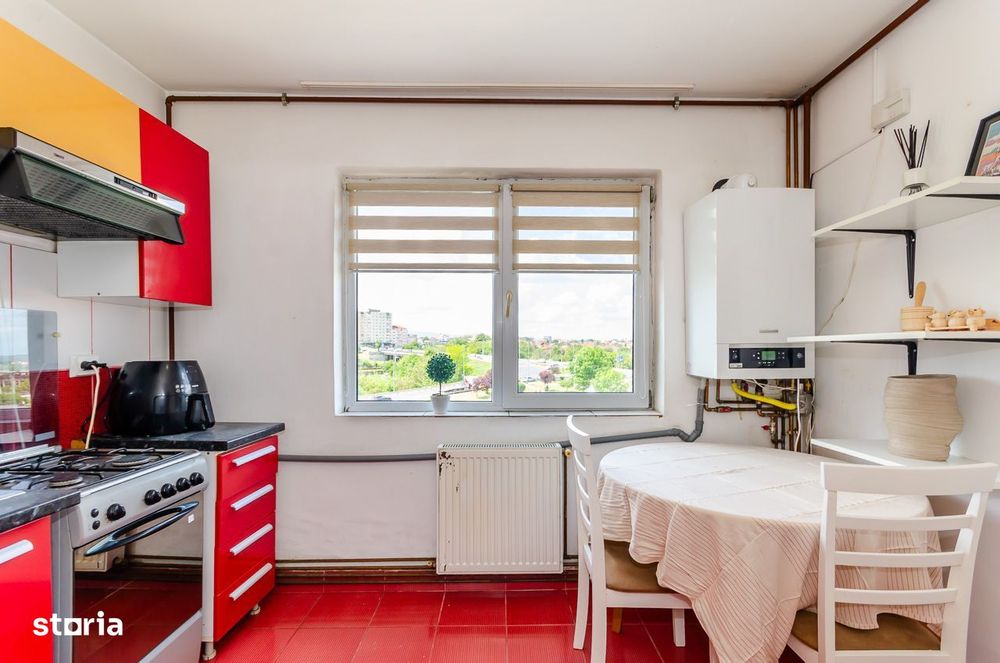 Apartament 3 camere, decomandat, 80 mp utili, mobilat și utilat — fotografia 1