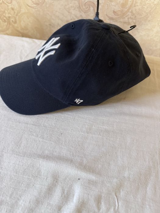 Продается оригинал кепка из Америке. Кому интересно звоните.