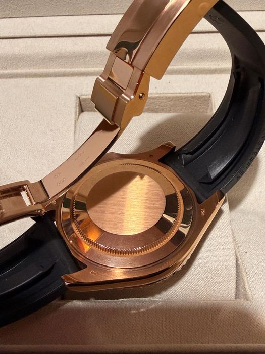 Rolex YachtMaster 40 “ rose gold