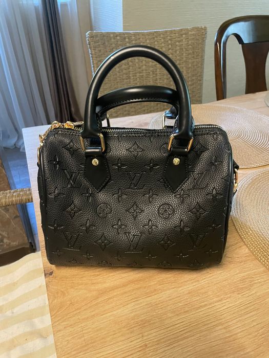 Louis Vuitton дамска чанта