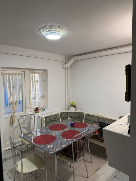 Apartament 3 camere, 82 mp, zona Lipovei, Strada Perlei
