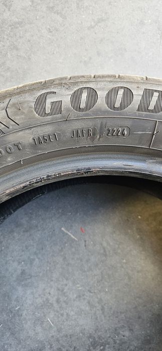 Anvelope pentru vară - Goodyear Efficient Grip 205/55/17 dot săpt 22 - anul 2024