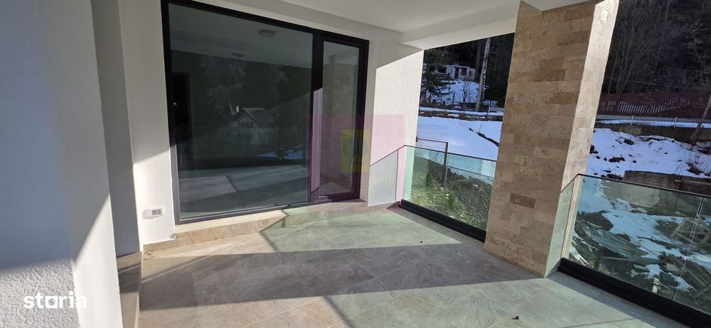 Apartament 3 camere de vânzare la Sinaia