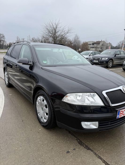 Vând Skoda Octavia 2