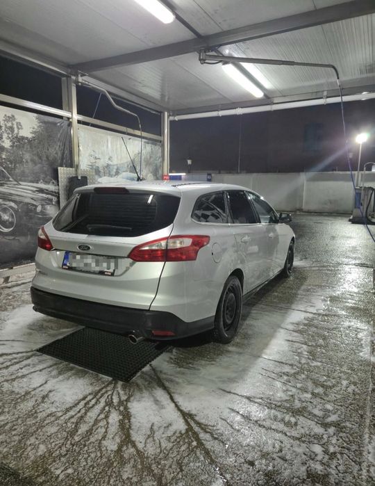 FORD Focus 2012 — imagine 5