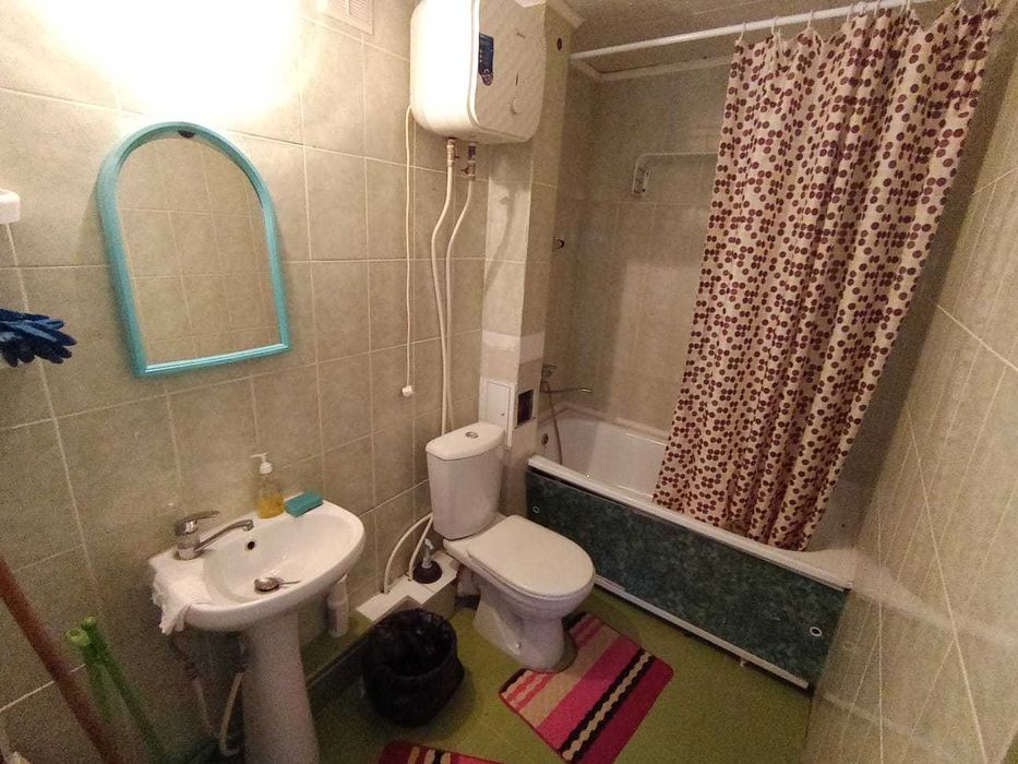 Продается малосемейка в центре