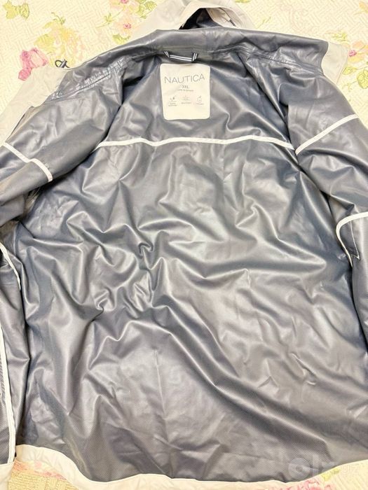 Продается новая куртка Nautica.