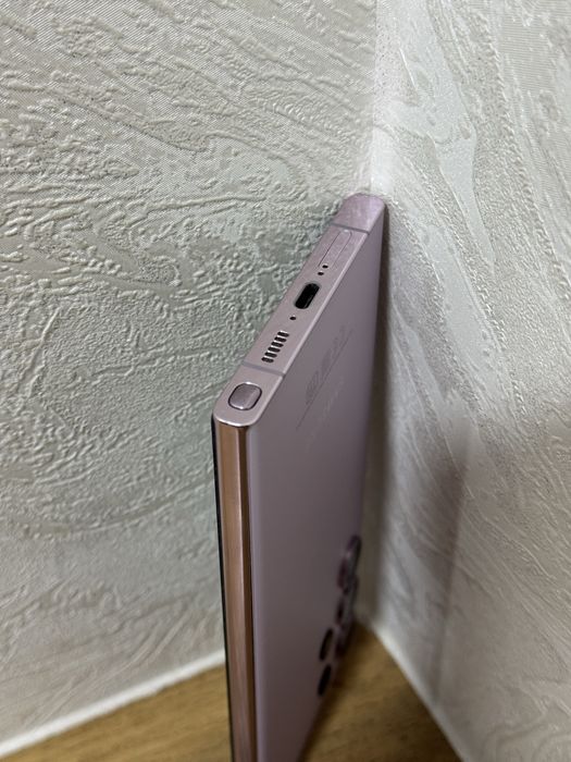 Samsung Galaxy S23 Ultra 5G. Hotirasi 12/512 GB. IME o'tkan