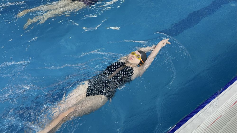 Плавание для детей в зимнем бассейне