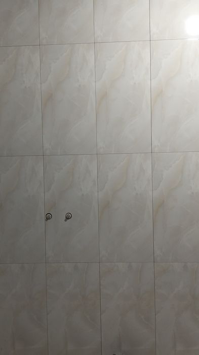 Ремонт квартир и домов кафель левкас ламинат мокрый шёлк отбой линолеу