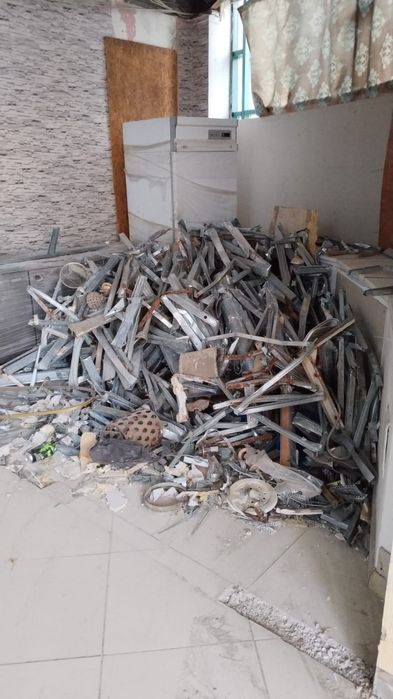 Газель грузчики. Вывоз мусора