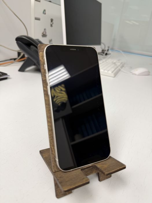 Iphone 12 белый