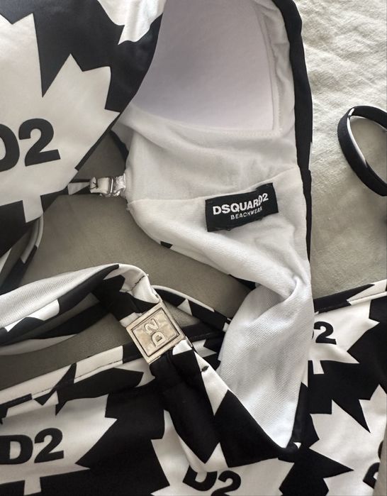 Dsquared бански от две части