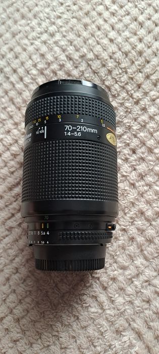 Продавам Фотоапарат Nikon D300