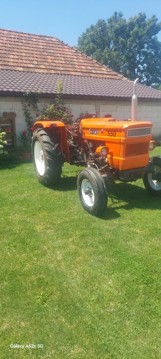 Tractor Fiat 550