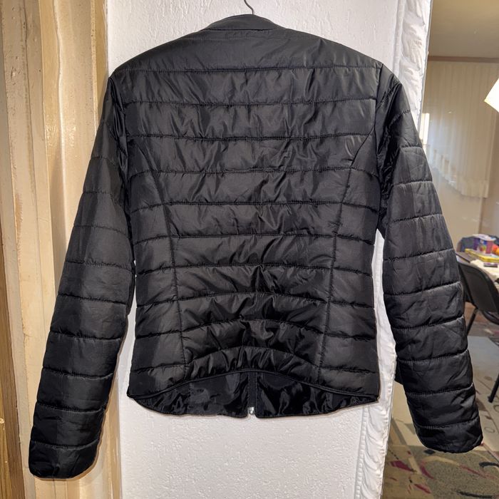 Jachete mlatasate roz si neagra