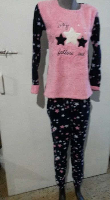 Дамска плюшена пижама различни разцветки S,M,L,XL