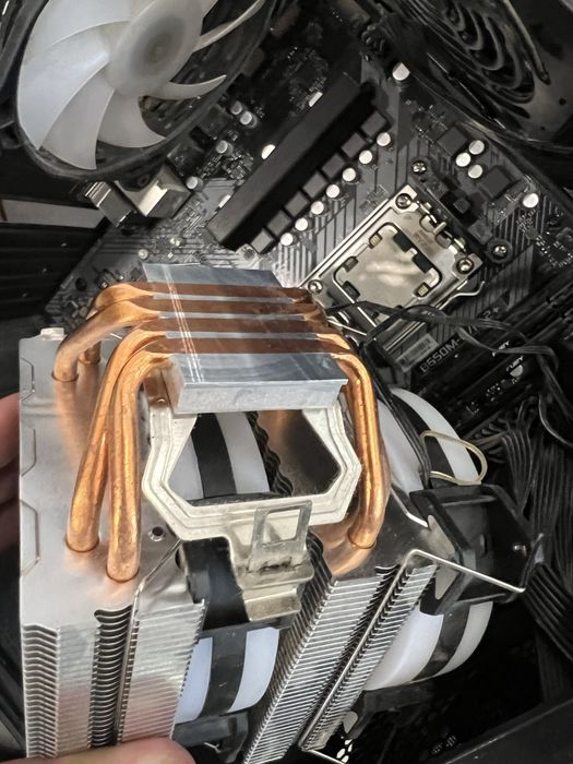 Procesor Ryzen 9 7900x solo sau combo