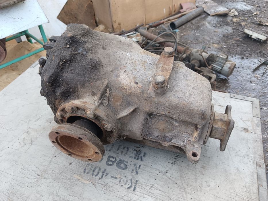 Редуктор заднего моста BMW E23