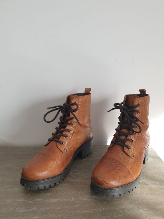 Ghete dama, piele naturala, marimea 39-40