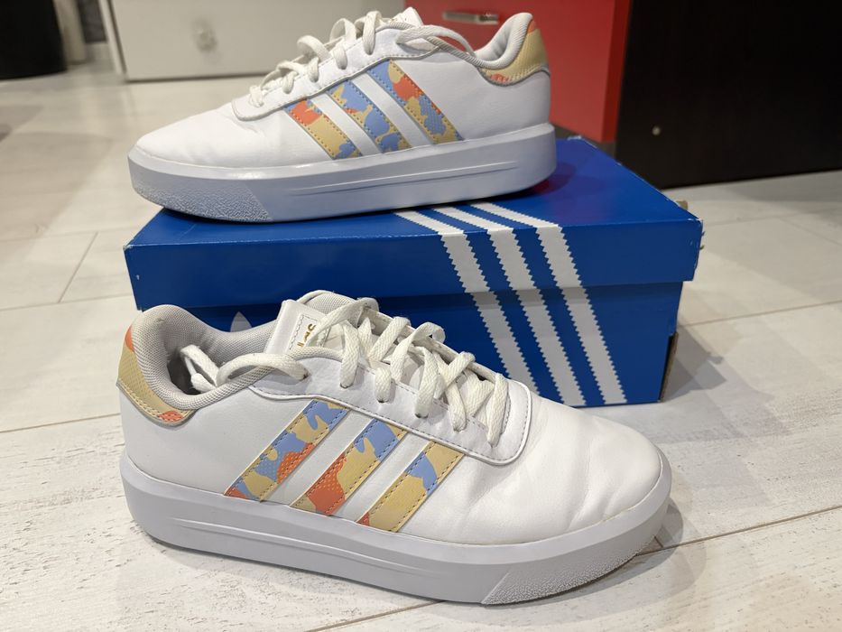 Далски маратонки адидас