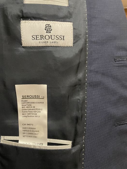Costum SEROUSSI măsura 48