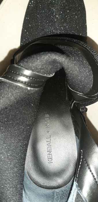 Ghetute Kendall&Kylie Jenner