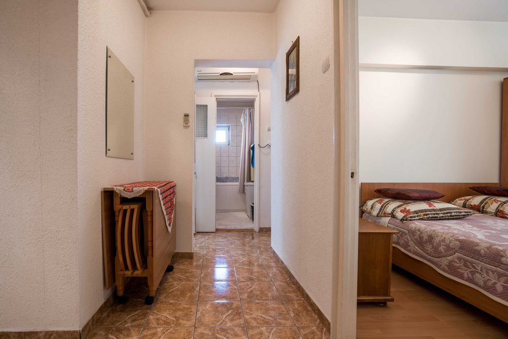 Apartament 3 camere 72 mp, foarte aproape de Calea Rahovei (intersectie Sos. Alexandriei cu Margeanului) – bloc reabilitat – direct proprietar
