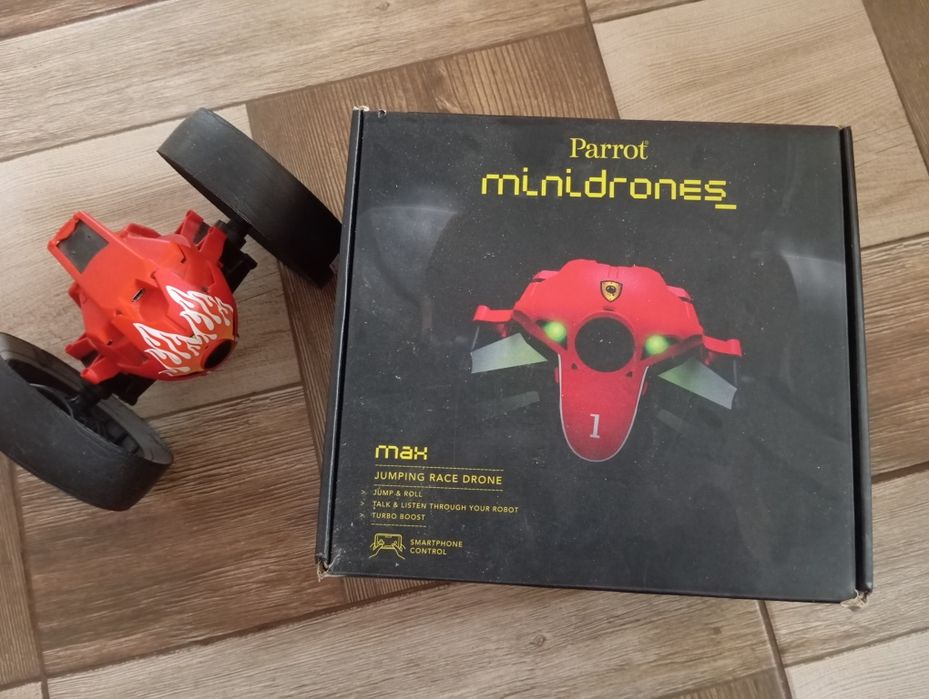 Parrot Minidrones Jumping