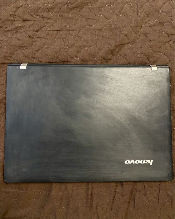 Laptop Lenovo E31-70 - i5-5200U / 8GB RAM / 500GB HDD / Win 10 Pro