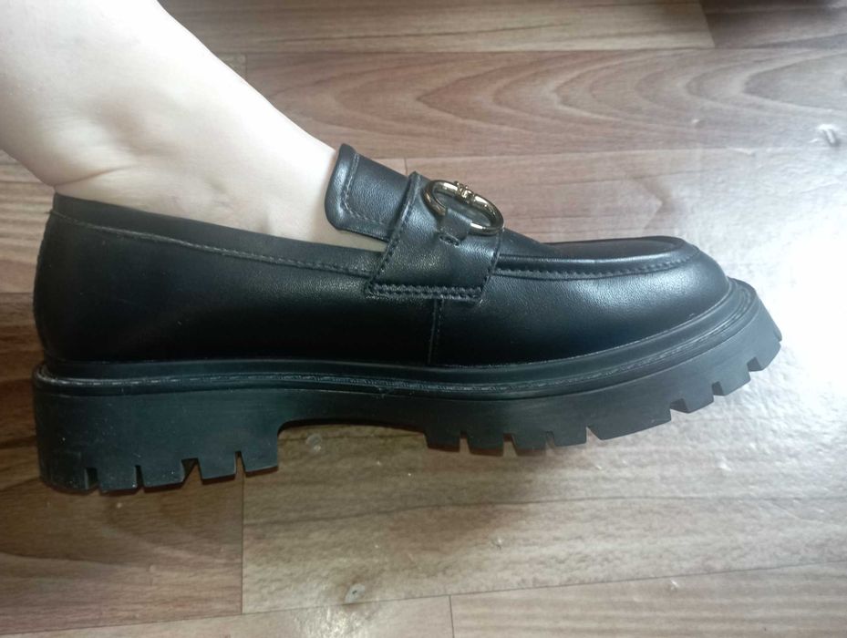 Лофферы (туфли) женские почти новые! 38 размер