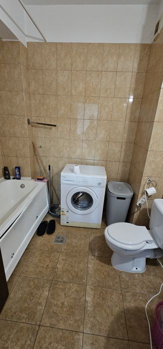 Inchiriez apartament 2 camere Zamca